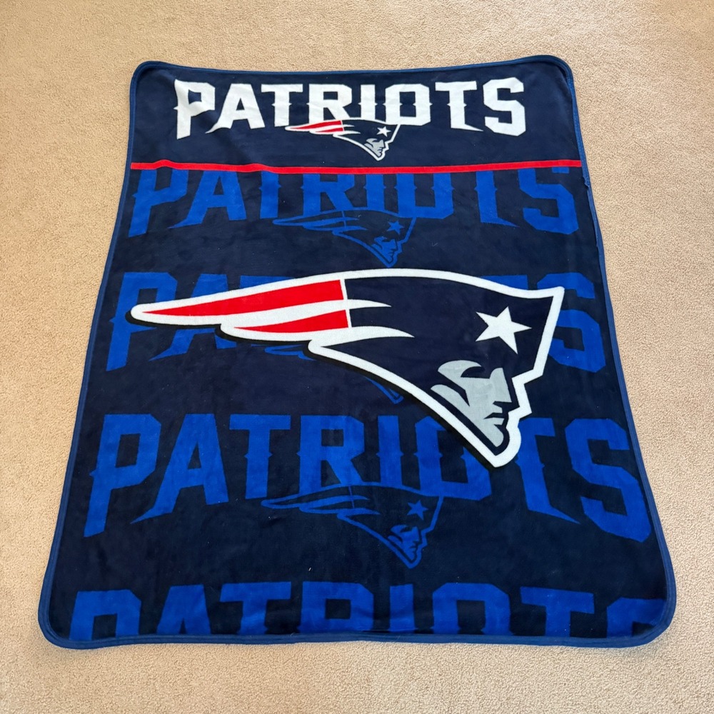 NFL New England Patriots Throw Blanket Navy Blue Fleece Logo Print‎ 56x46READ